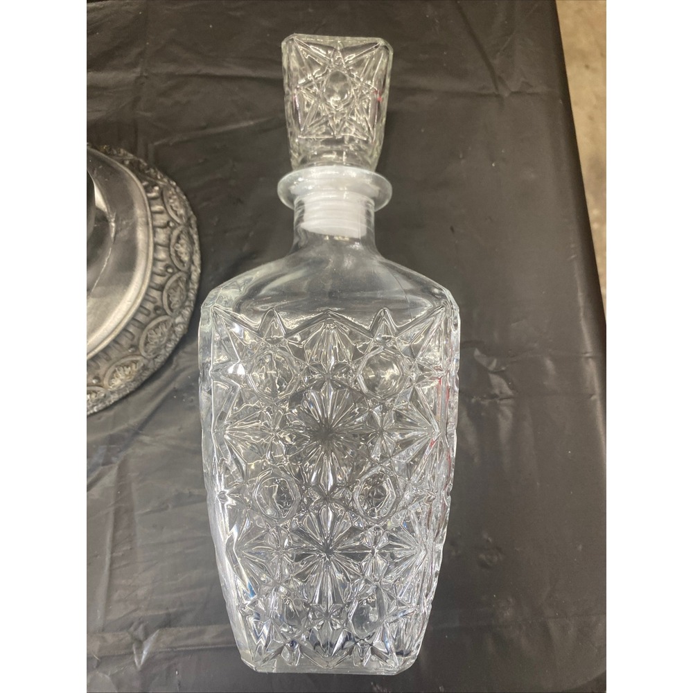 Vintage Glass Whiskey Decanter with Stopper Starburst Diamond Cut Pattern Clear